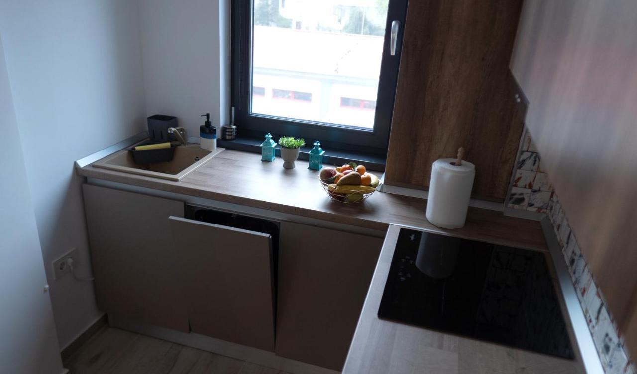 'Just Like Home' Apartment - With Private Parking Place Galaţi Buitenkant foto