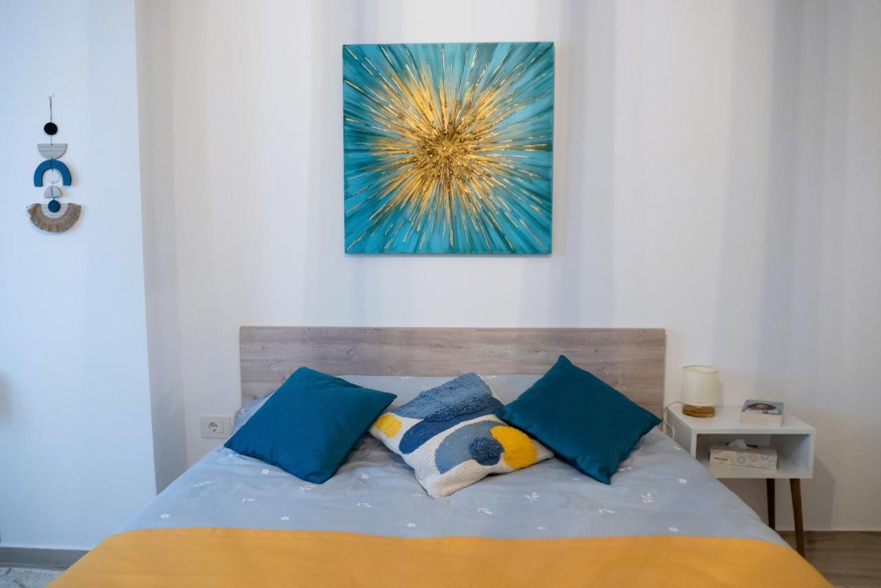 'Just Like Home' Apartment - With Private Parking Place Galaţi Buitenkant foto